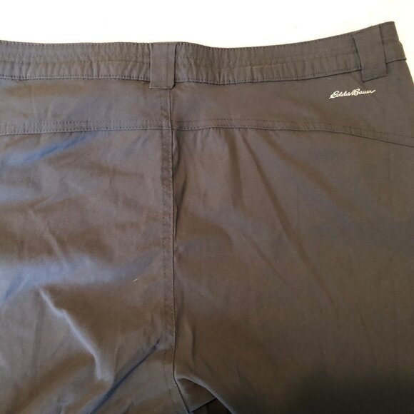 Eddie Bauer Size 14 Cropped Hiking Active Sporty Pant Casual color dark grn/grey - Picture 6 of 6
